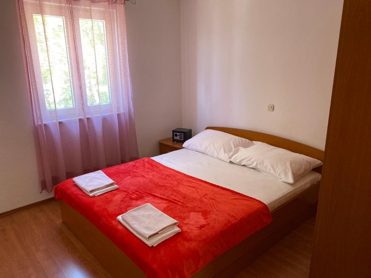 Apartmani Anita スタリグラード エクステリア 写真